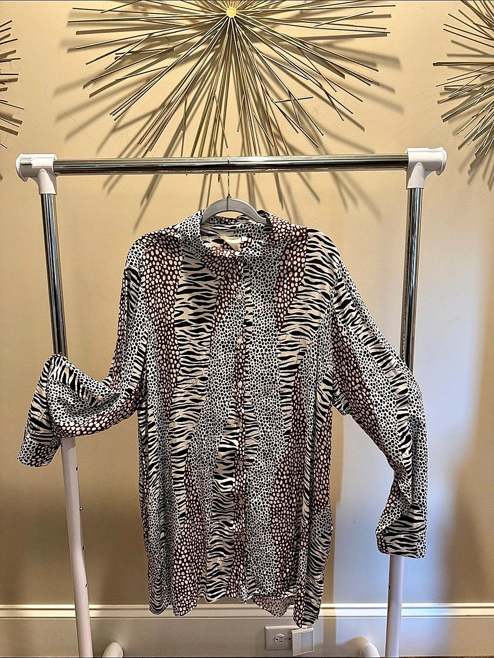 Bleu Rod Beattie Animal Print Button Down Top in White & Brown Size 2X Like New.